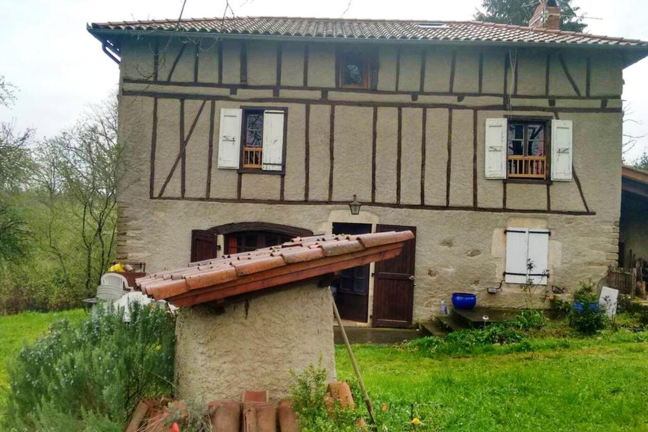 Maison Spacieuse A St Constant Fournoules Avec Jardin Saint-Constant Exterior photo